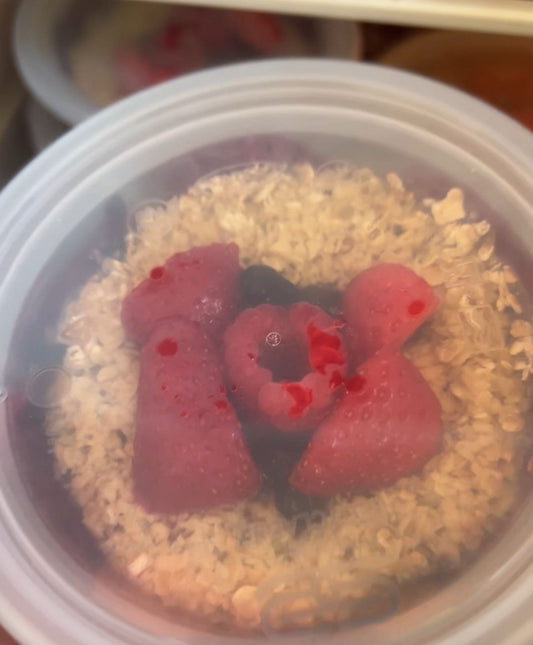 Overnight Oats with Berries